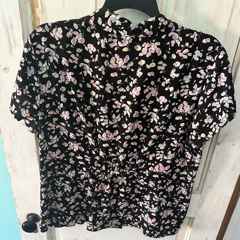 Floral peplum blouse